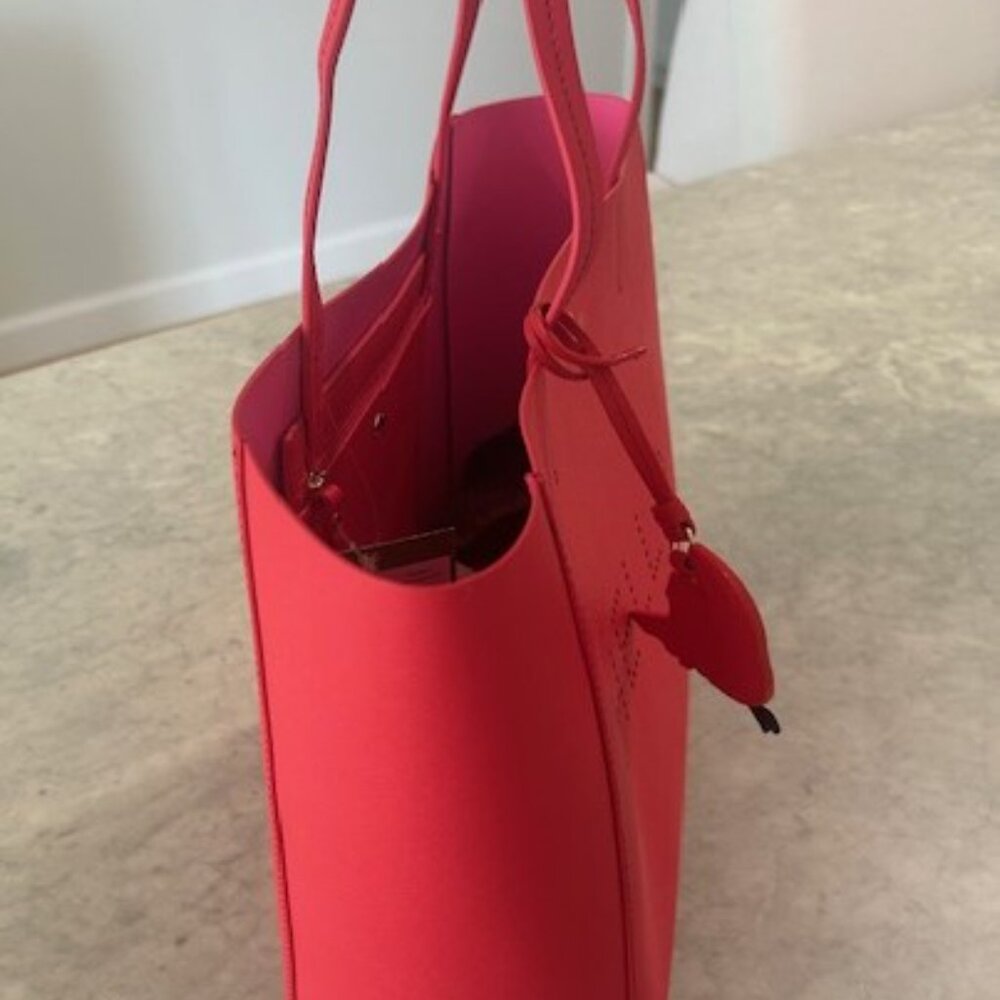 Kate Spade- Brand New bucket Bag - Picture 2 of 6